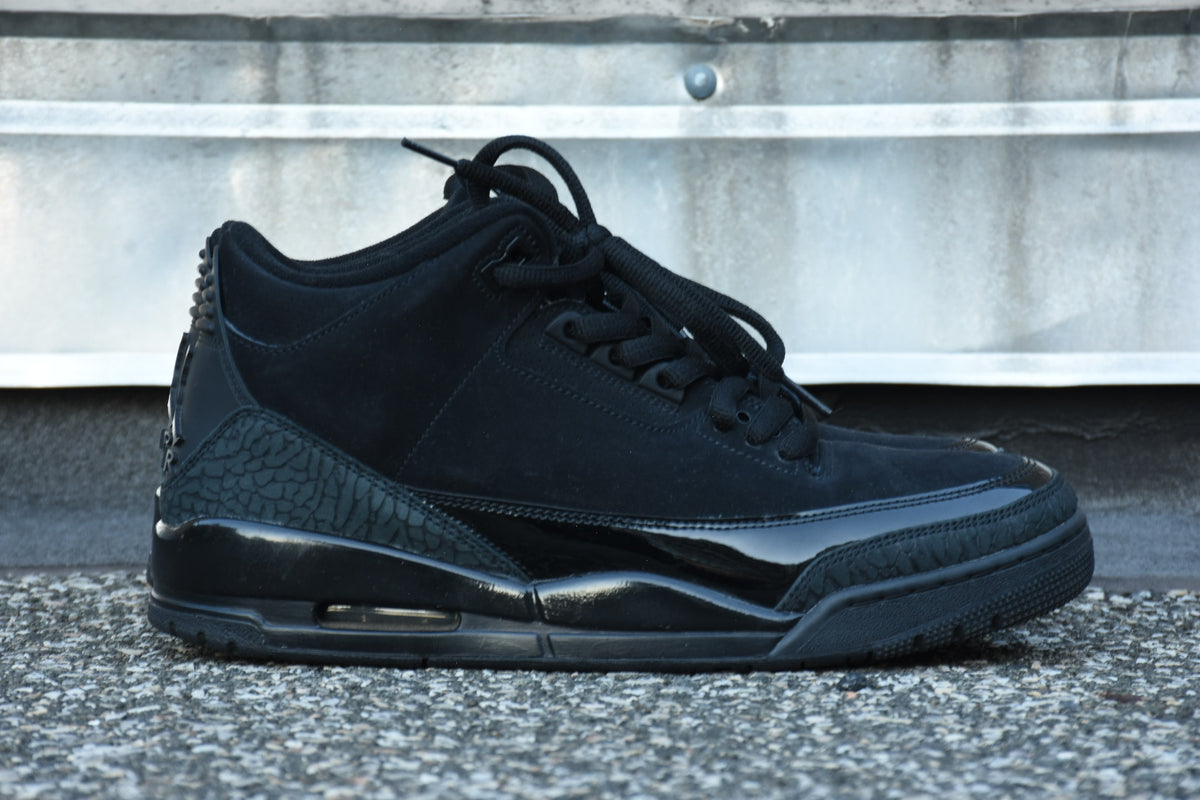 Air Jordan 3 Retro ‘BlackCat’ 2025