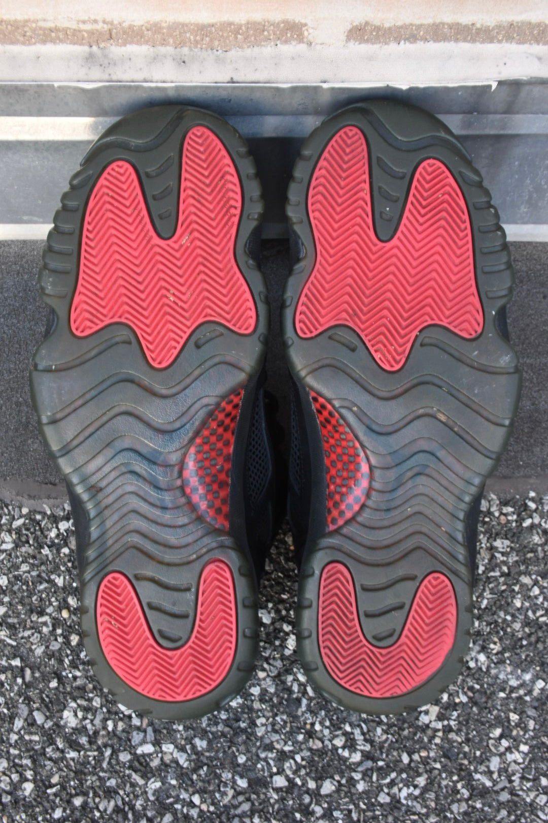 Air Jordan 11 IE Low ‘Referee’