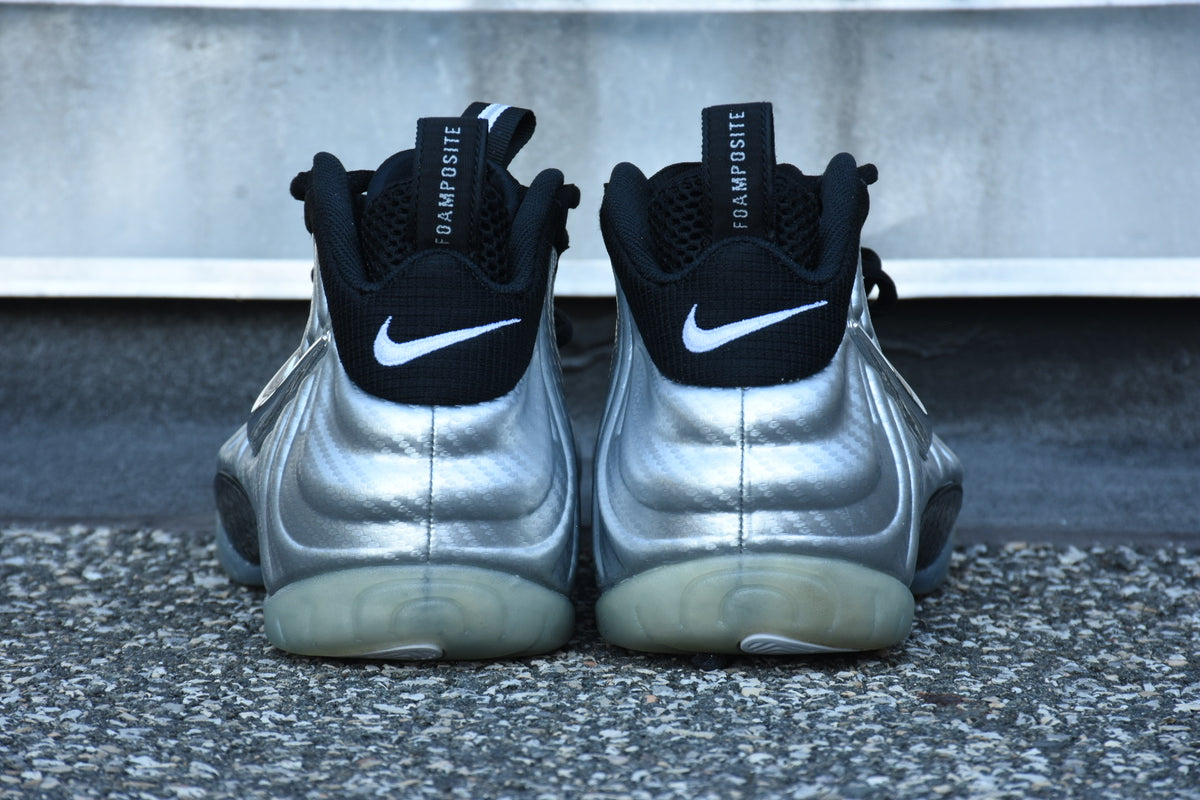 Nike Foamposite Pro ‘Silver Surfer’￼