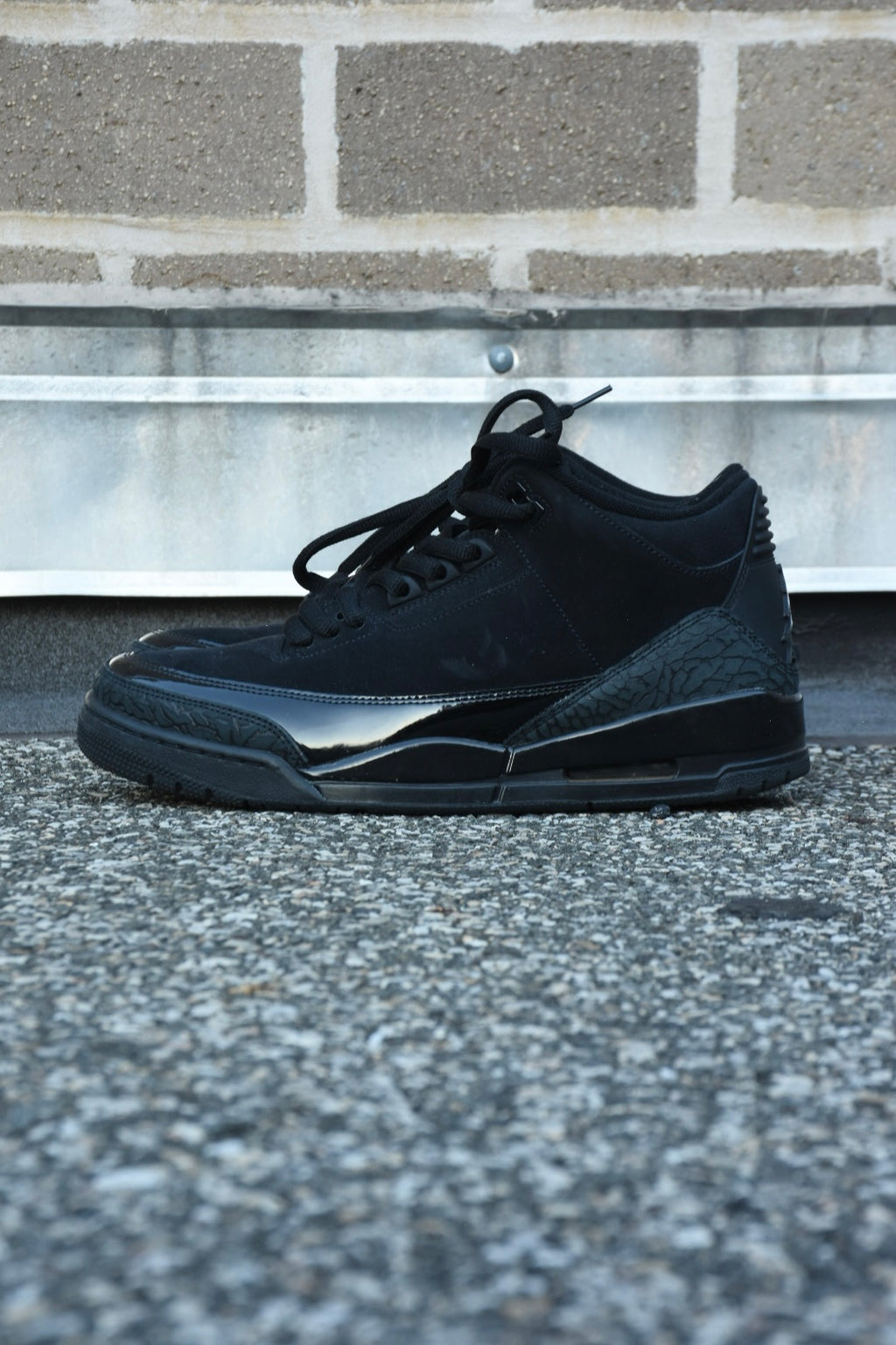 Air Jordan 3 Retro ‘BlackCat’ 2025