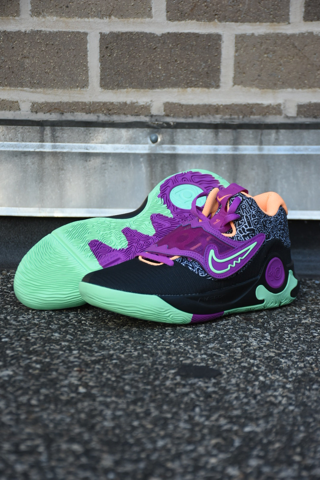 Timothy Goodman x KD Trey 5 ‘Brooklyn Court’ ￼