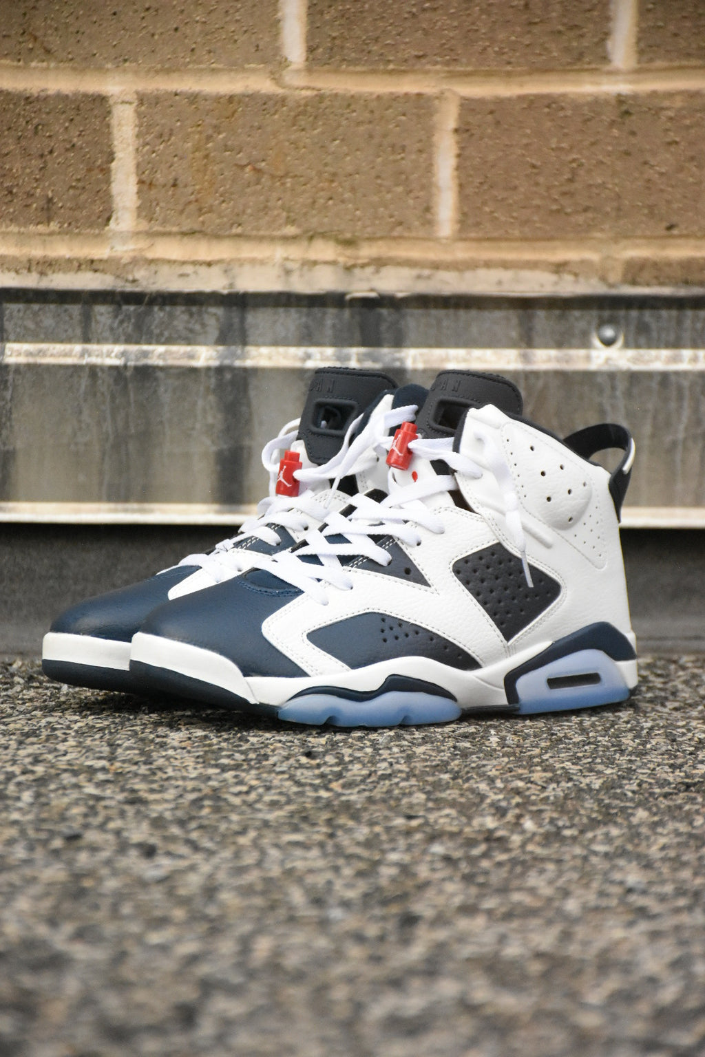 Air Jordan 6 Retro ‘Olympic’ 2024