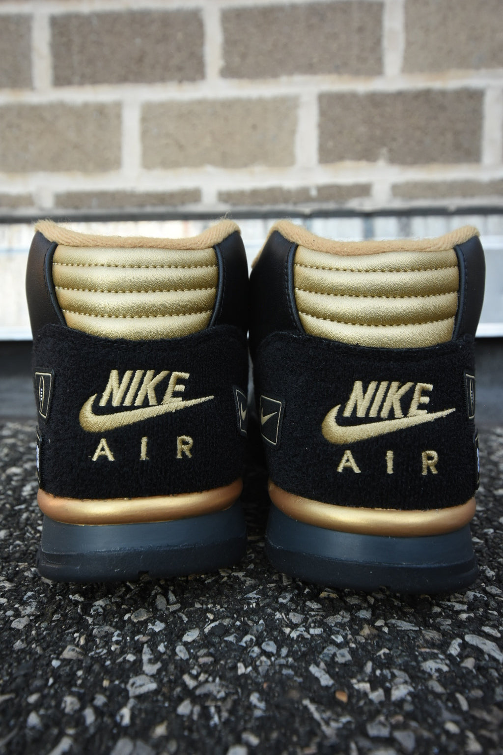 Nike Air trainer 1 ‘College Football Playoff Pack Black’
