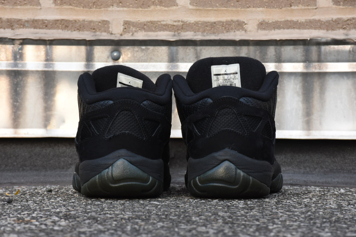 Air Jordan 11 IE Low ‘Referee’