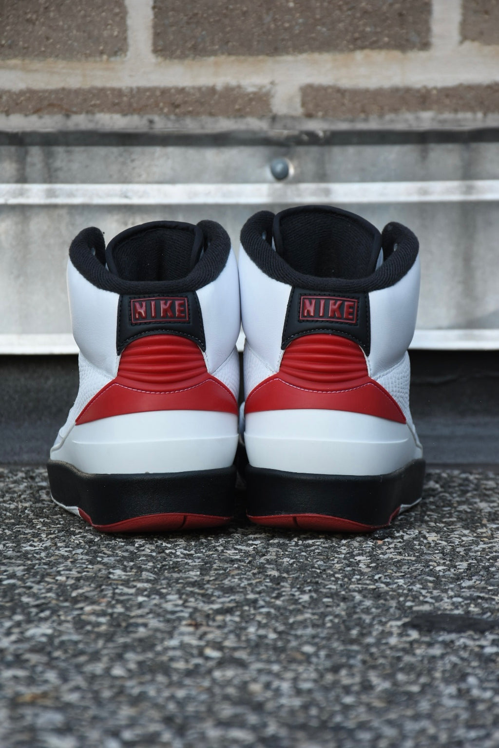 Air Jordan 2 Retro ‘Chicago’ 2022