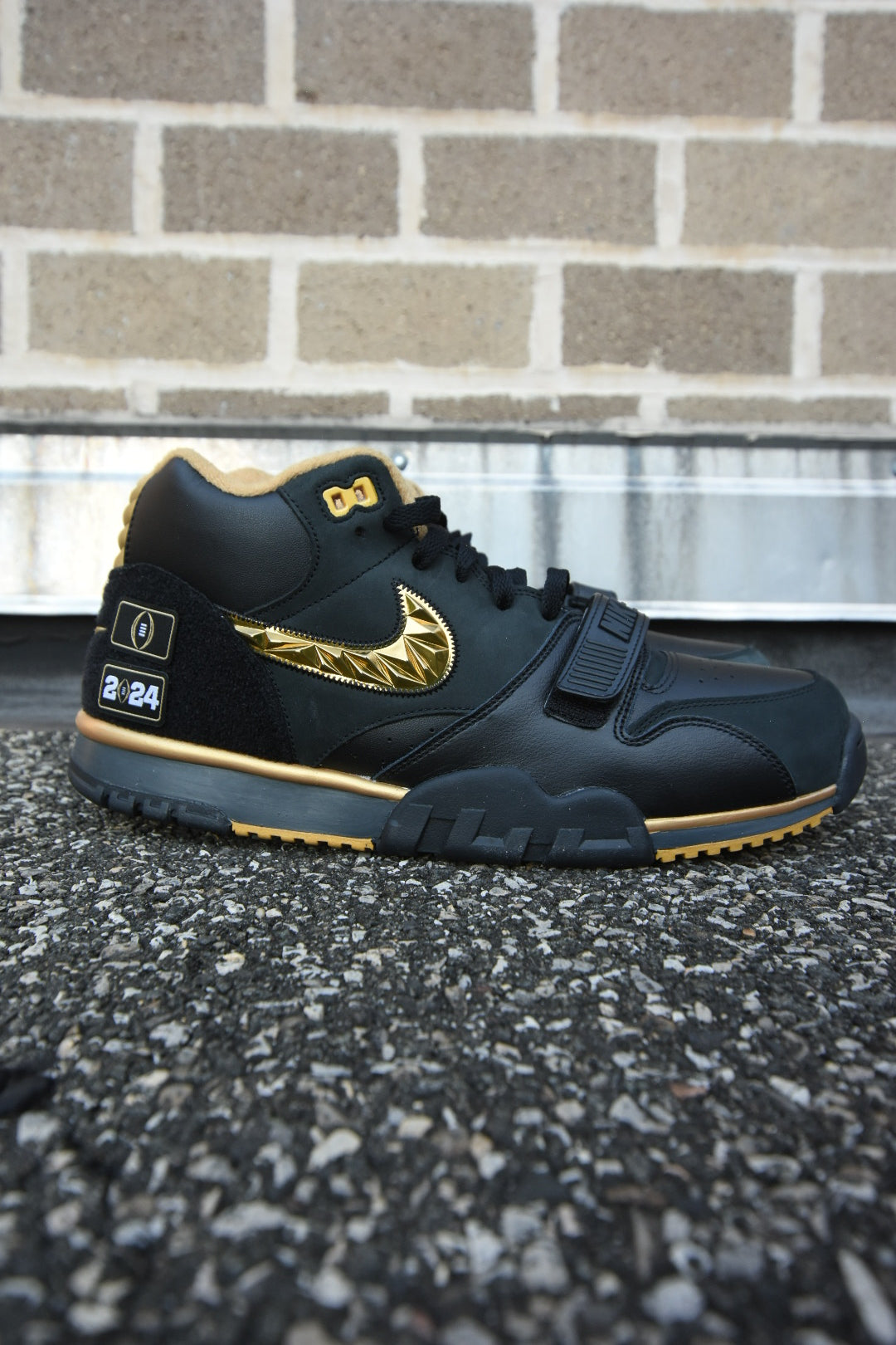 Nike Air trainer 1 ‘College Football Playoff Pack Black’